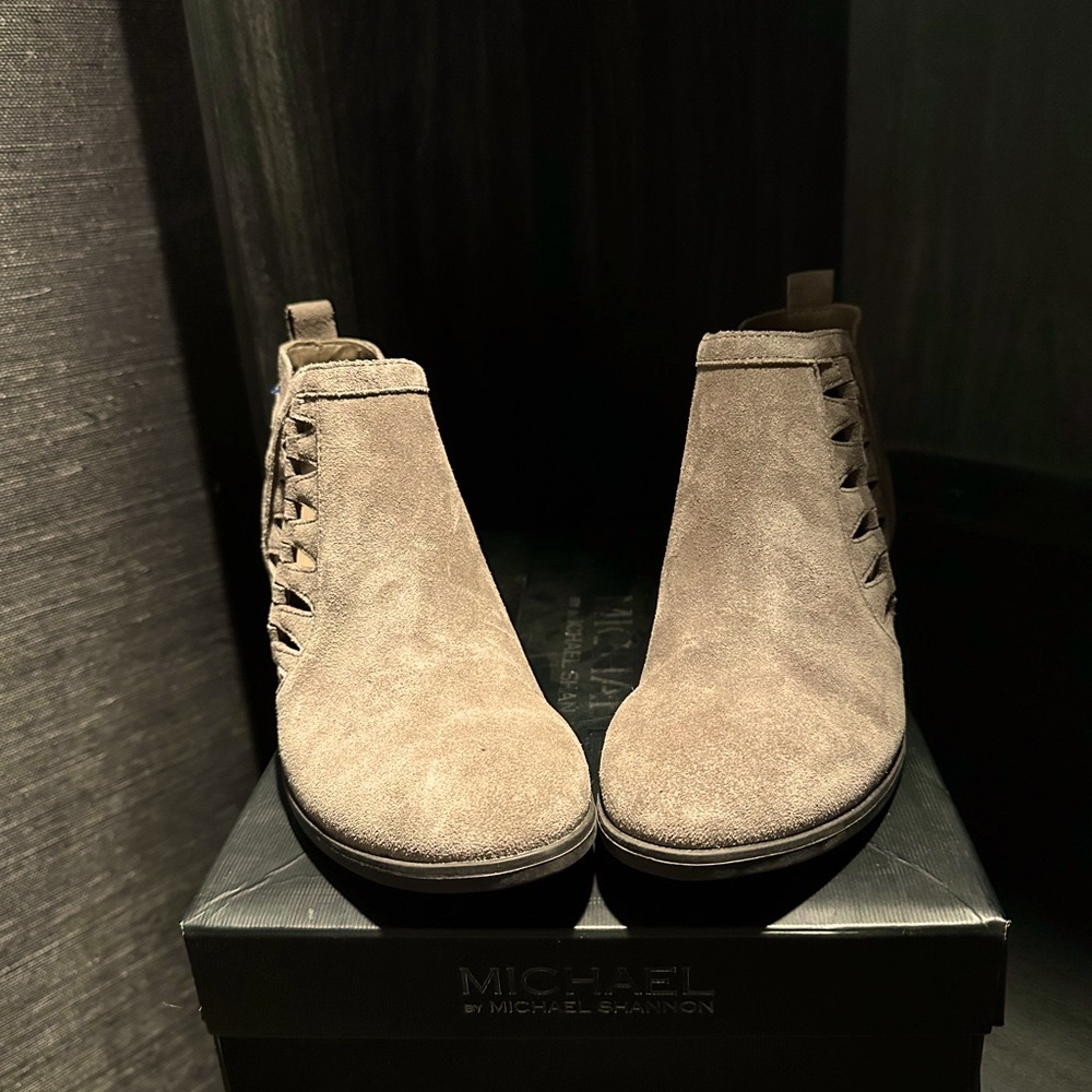 Michael Shannon suede cut out booties. Women’s size 7